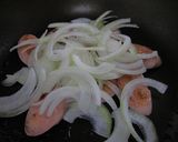 ポン酢で魚肉ソーセージの卵とじ作り方2写真