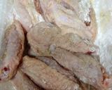 激うま♡鶏のピリ辛手羽揚げ！作り方1写真
