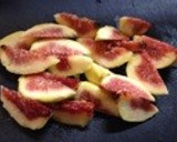 ワインにも合う♡いちじくの簡単白和え作り方1写真