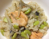 秋鮭とゴボウと枝豆の炊き込みご飯作り方3写真