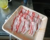 素敵な発想、豆苗の豚バラ肉巻き作り方1写真