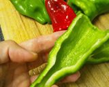 チーズで洋風に♪ピーマンの雑穀ごはん詰め作り方3写真
