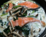 鶏白だしで旨コク☆鮭と小松菜のクリーム煮作り方4写真