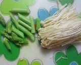 ＊アスパラとえのきの炒め物＊作り方1写真