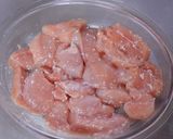 鶏の塩麹蒸し・トロットロのおろしをかけて作り方1写真