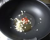簡単！空芯菜とソーセージ炒め作り方2写真