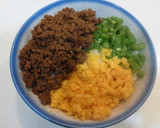 そぼろたっぷりの三色丼作り方7写真