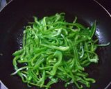 簡単すぎ☆苦くないピーマンの塩昆布炒め作り方2写真