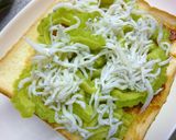ゴーヤ・シラスともろみ味噌のトースト作り方3写真