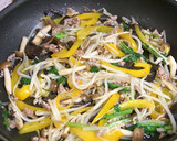 もやしときくらげ、豚ひき肉の炒め物作り方5写真