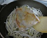 おろしポン酢でおいしい鶏モモ肉焼くだけ作り方3写真