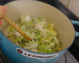 塩麹で簡単！白菜とツナの蒸し煮！作り方3写真