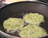 洋風～ズッキーニのチーズお好み焼き？作り方5写真