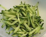 彩野菜のレモン塩昆布きんぴら作り方1写真