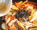 彩野菜のレモン塩昆布きんぴら作り方4写真
