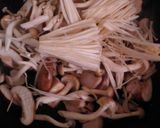 きのこ、たっぷり月見そば・鶏肉入り作り方6写真