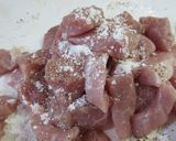 酢醤油漬コロコロ豚肉とオニオンスライス作り方2写真