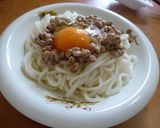 茨城家庭料理:卵かけ納豆うどん→略TKU作り方5写真