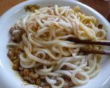 茨城家庭料理:卵かけ納豆うどん→略TKU作り方7写真