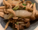 簡単　秋のキノコとツナ缶の炒め物作り方4写真