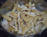 冬瓜✿油あげとツナを加えた煮物♬作り方1写真