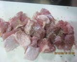 キノコと鶏モモ肉の豆乳スープ★作り方1写真
