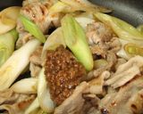 香りも美味しい豚肉と長ネギの醤油麹ソテー作り方5写真
