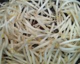 レタス＆もやしのスパイシー炒め作り方2写真
