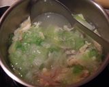 簡単★レタスとハム玉トマトの中華風スープ作り方4写真