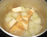 素朴な味☆冬瓜と厚揚げの酒粕味噌煮作り方4写真
