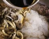 すき焼き風牛肉としめじの卵とじ。作り方6写真