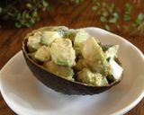 醤油麹でアボカドときゅうりのサラダ作り方3写真