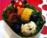 キャラ弁飾り・プチトマトで＊ミッキー作り方9写真