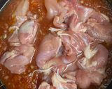 炊飯器で簡単！鶏もも肉のトマト煮！作り方3写真