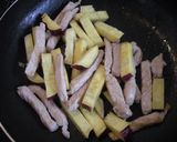 さつま芋と豚肉のりんごソース炒め作り方3写真