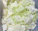鶏ももとキャベツの塩麹炒め。作り方1写真
