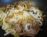 豚肉キムチ焼きうどん作り方3写真