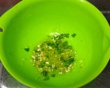 簡単＊秋鮭＆椎茸のガーリックオイル＊作り方2写真