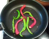 母の味☆甘長とうがらし炒め作り方1写真