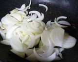 チキンのさっと煮　玉ねぎとコンソメで作り方3写真