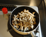 里芋とキノコの煮物作り方1写真