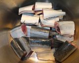 旬♪圧力鍋で骨も柔らか～秋刀魚の梅煮☆作り方3写真
