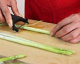 佐賀産和牛のアスパラ炒め作り方1写真