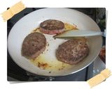 ハンバーグ☆ポルチーニのクリームソース作り方2写真