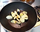 茄子とトマトとピーマンの炒め物作り方1写真