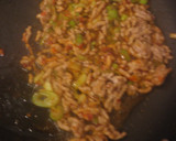 ピリ辛・豚挽肉ときのこの焼き飯作り方6写真