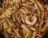 ピリ辛・豚挽肉ときのこの焼き飯作り方7写真