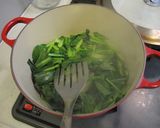 超簡単　小松菜とつぶし豆腐の味噌汁作り方3写真