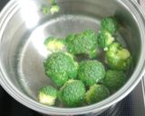 ブロッコリーのサラダ。作り方1写真