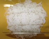 お肉と大根と白滝のめんつゆで簡単♪煮物作り方2写真